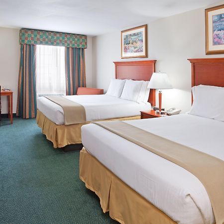 Holiday Inn Express Birch Run-Frankenmuth Area By Ihg Exterior photo