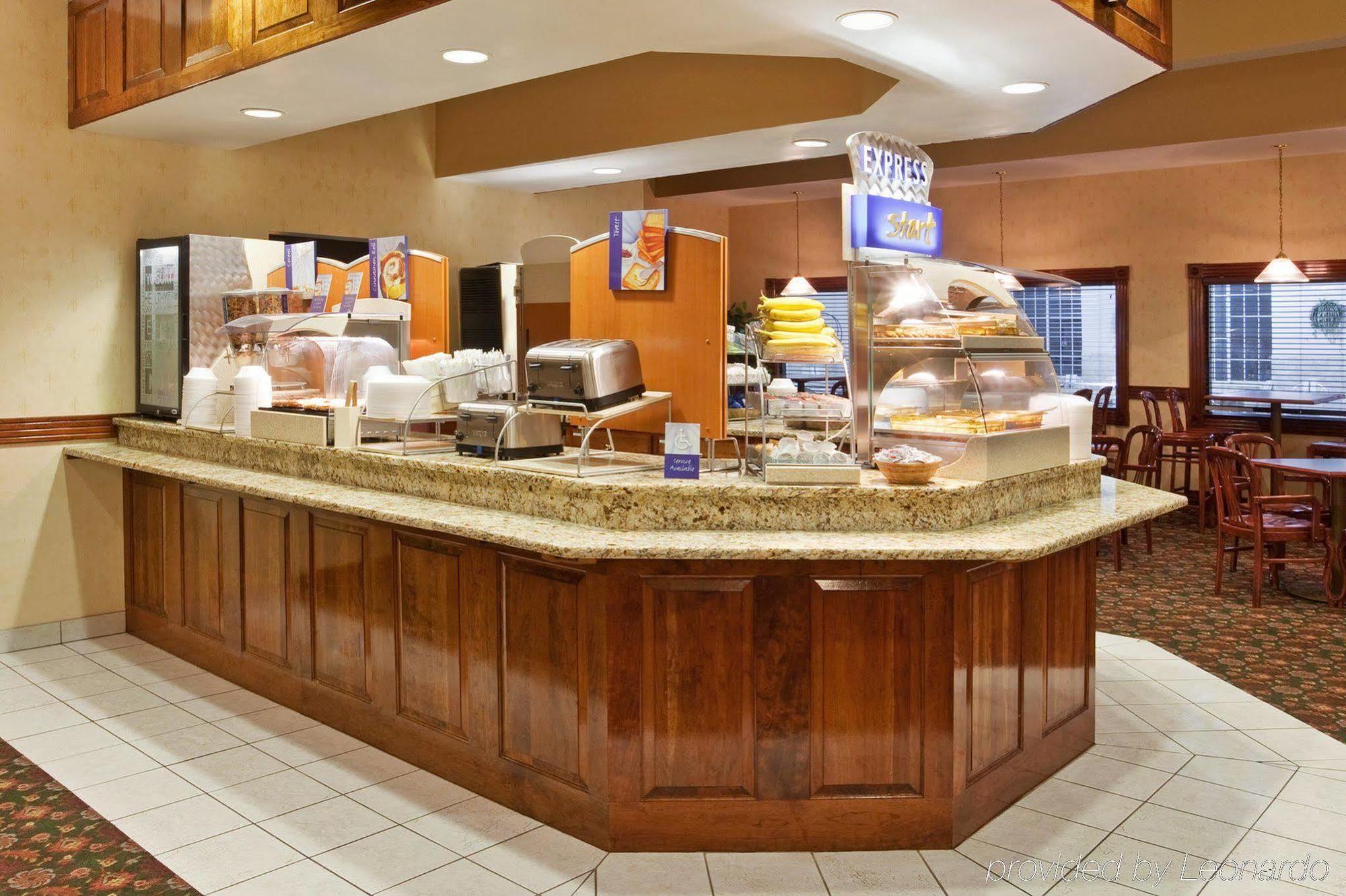 Holiday Inn Express Birch Run-Frankenmuth Area By Ihg Exterior photo