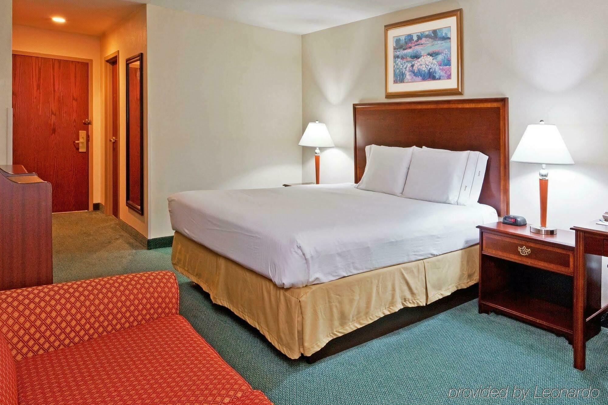 Holiday Inn Express Birch Run-Frankenmuth Area By Ihg Exterior photo